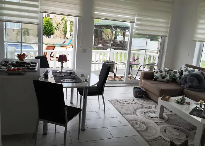 Belka Golf Residence Exclusive Apt Poolside
