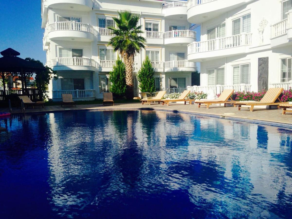 Apartment Belka Golf Exclusive Poolside